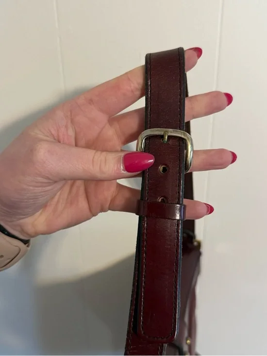 Vintage John Romain Leather Shoulder Bag Burgundy Oxblood Gold Clasp - Picture 5 of 10